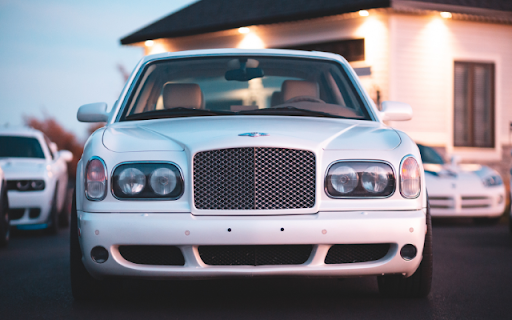 Bentley Arnage: A Symphony of British Luxury and Power from Chrome web store to be run with OffiDocs Chromium online Bentley Arnage: A Symphony of British Luxury and Power from Chrome web store to be run with OffiDocs Chromium online