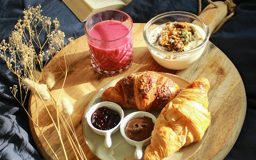 Breakfast Food on a Wooden Chopping Board from Chrome web store to be run with OffiDocs Chromium online Breakfast Food on a Wooden Chopping Board from Chrome web store to be run with OffiDocs Chromium online