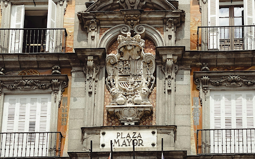 Close up of the Plaza Mayor in Madrid, Spain from Chrome web store to be run with OffiDocs Chromium online Close up of the Plaza Mayor in Madrid, Spain from Chrome web store to be run with OffiDocs Chromium online