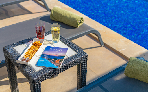 Drinks and a Snack on the Table by the Swimming Pool from Chrome web store to be run with OffiDocs Chromium online Drinks and a Snack on the Table by the Swimming Pool from Chrome web store to be run with OffiDocs Chromium online