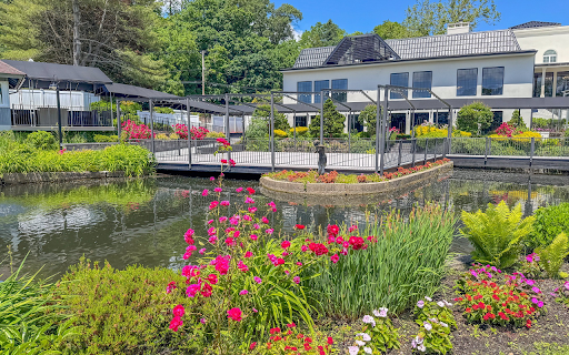 Flower garden by the lake from Chrome web store to be run with OffiDocs Chromium online Flower garden by the lake from Chrome web store to be run with OffiDocs Chromium online