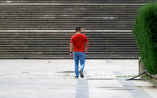 Man in red shirt and jeans from Chrome web store to be run with OffiDocs Chromium online Man in red shirt and jeans from Chrome web store to be run with OffiDocs Chromium online