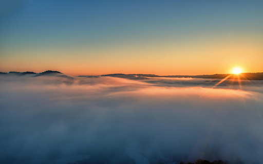 Serene Sunrise Above Foggy Wisconsin Hills from Chrome web store to be run with OffiDocs Chromium online Serene Sunrise Above Foggy Wisconsin Hills from Chrome web store to be run with OffiDocs Chromium online