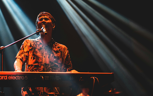 Singer burns the stage from Chrome web store to be run with OffiDocs Chromium online Singer burns the stage from Chrome web store to be run with OffiDocs Chromium online