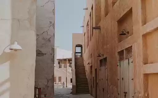 Old house in a narrow alley from Chrome web store to be run with OffiDocs Chromium online Old house in a narrow alley from Chrome web store to be run with OffiDocs Chromium online